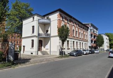 ...geräumige 4-Raum Dachgeschoss Wohnung mit Balkon und Stellplatz in der ehemaligen Senffabrik