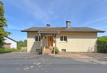 Solides Wohnhaus in direkter Nähe zur Nordschleife am Nürburgring/Eifel
