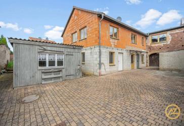 'Einziehen, anpacken, wohlfühlen: Wohnhaus mit Hof, Garage und Potenzial in Ivenrode'