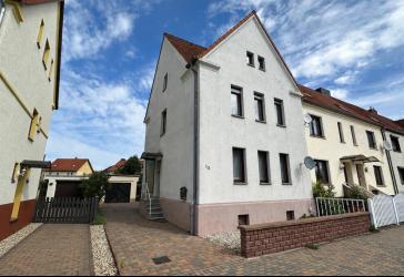 Vorschaubild Reihenendhaus