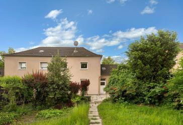 Ihr neues Zuhause für die ganze Familie - charmante Doppelhaushälfte mit Garten