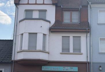 Charmantes Wohn- und Geschäftshaus mit vermieteter Gewerbeeinheit in Wadgassen