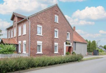 Vorschaubild Mehrfamilienhaus