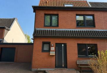 Ihr neues IMMOBILIEN QUARTIER: Charmante Doppelhaushälfte in Barsinghausen/Landringhausen.