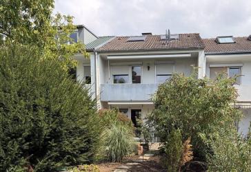 Charmantes Reihenhaus in ruhiger Lage mit Garage