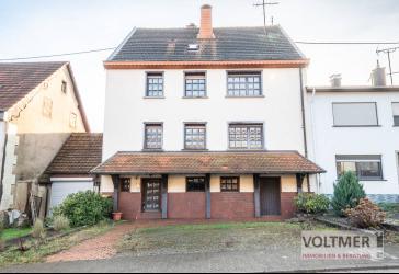 GERÄUMIG - Ein- bis Zweifamilienhaus mit pflegeleichtem Garten in schöner Lage von Oberlinxweiler!
