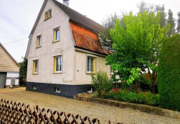 Charmante Doppelhaushälfte in ruhigem Wohngebiet zu verkaufen