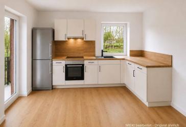 Helle 3-Zimmer-Wohnung (ca. 92 m²) mit Balkon, neuer Einbauküche und Carport – Erstbezug nach Renovierung