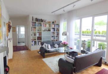 Penthouse mit 2,70 m Deckenhöhe und Dachterrasse