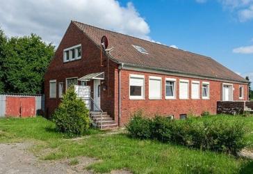 PROVISIONSFREI! MEHRPARTEIENHAUS MIT NEUER HEIZUNGSANLAGE IN AURICH SPEKENDORF