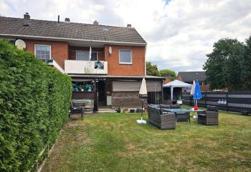 Vorschaubild Reihenendhaus