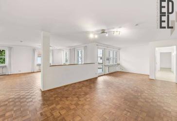 Großzügiges Wohnen in der Amberger Altstadt - ca. 156 m² mit Loggia und optionalem TG-Stellplatz