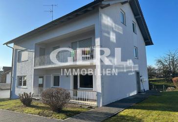 Preissenkung! Mehrfamilienhaus auf großzügigem Grundstück mit Ausbaumöglichkeit in Mitterfels