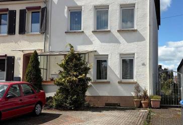 Saarwellingen-OT: 1 Fam.-Haus mit Garten in ruhiger Lage