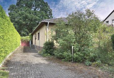 Bungalow mit großem Grundstück in Ehlershausen