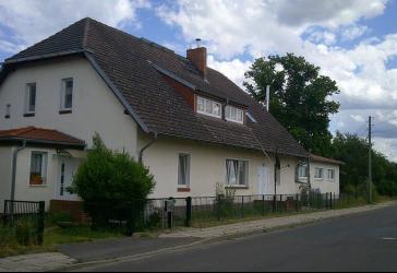 Mehrgenerationen-Kommune- oder Anlageobjekt