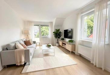 Renovierungsbedürftige 4 Zi Wohnung mit Balkon und Keller - Im Heisterholz - Essen Karnap