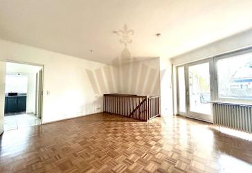 Preissenkung! | Zu modernisierende 5 Zimmer Wohnung mit Potential | Süd-Ost Balkon | B-Lankwitz