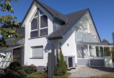 2 Fam.-Haus mit ELW, keine Makler Anfragen !!!