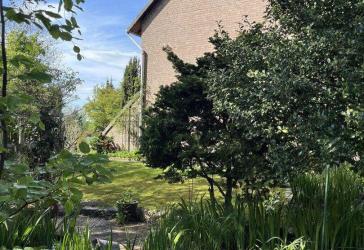 Attraktives Reihenendhaus mit großem Südwestgarten in ruhiger Lage am Himmelmoor