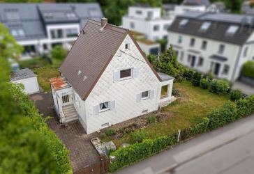Naturnahes Baugrundstück mit Entwicklungspotenzial direkt am Waldgebiet Angerlohe