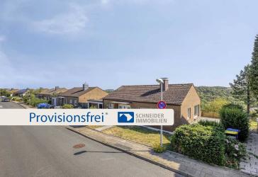 Freistehendes Einfamilienhaus mit traumhafter Weitsicht ins Tal in Velbert-Neviges