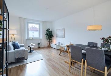 St. Johannis - Helle 4-Zi.-Wohnung mit Balkon - Erstbezug nach Modernisierung - provisionsfrei