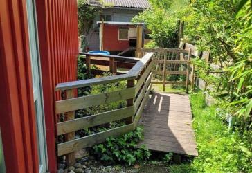 ***ATTRAKTIVE 4,5-ZIMMER-WOHNUNG MIT GROSSER TERRASSE UND EIGENEM GARTEN***