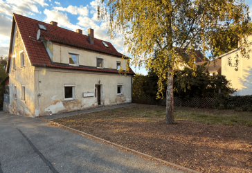 Provisionsfrei! Zweifamilienhaus mit 2 Wohneinheiten, Garten & Wintergarten in Fürth-Stadeln