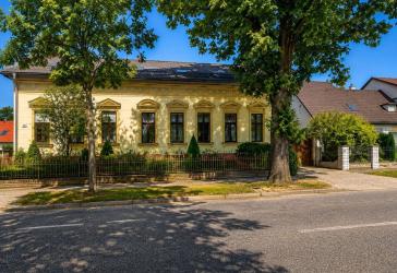 PROVISIONSFREI | Historische Stadtvilla - Wohnen, Arbeiten oder Mehrgenerationen unter einem Dach