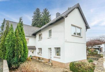 Unkonventionelles Einfamilienhaus mit tollem Gartengrundstück!