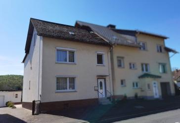 Hörbach: Geräumige Doppelhaushälfte für die ganze Familie!