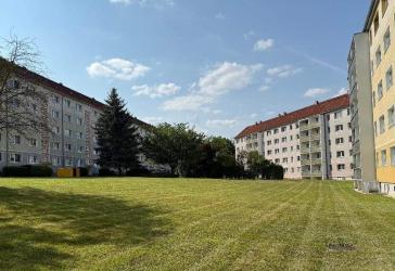 Grüne Wohnlage + Einkaufsmöglichkeiten in der Nähe
