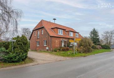 Investoren aufgepasst! - Spannendes Mehrfamilienhaus mit Entwicklungspotential