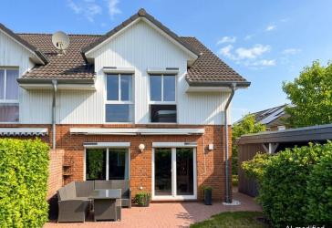 Gepflegte Doppelhaushälfte mit Südterrasse & vielseitigem Studio