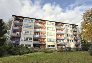 Große 3 Zimmer-Wohnung mit Süd-Balkon in ruhiger Wohnlage