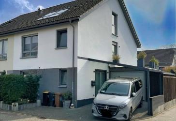 'Schöner Wohnen gelebt' in einer Doppelhaushälfte in Ratingen Felderhof