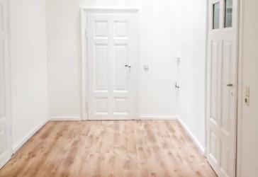 Platz für die ganze Familie! Neu renoviert, hell und sehr große 4-Zimmer Wohnung am Bahnhof Kamenz