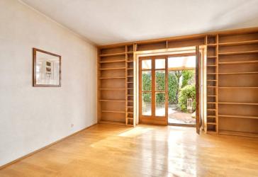 Ein Zuhause mit Potential - Familienhaus mit Garten in ruhiger Lage in Neufahrn