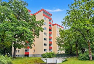 Renovierungsbedürftige 4-Zimmerwohnung zum Selbstbezug in München-Aubing