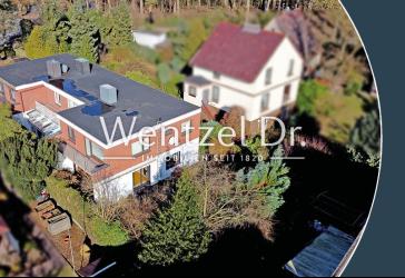 Helles und großzügiges Reihenendhaus in Südlage im Herzen von Wedel - Wentzel Dr.