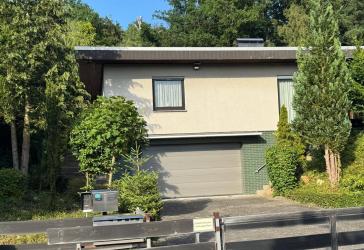 Bungalow am Waldrand in Top-Wohnlage Wehrheim/Saalburgsiedl. Gr 1237m²/ Wfl 177 m² 30km Frankfurt/M.