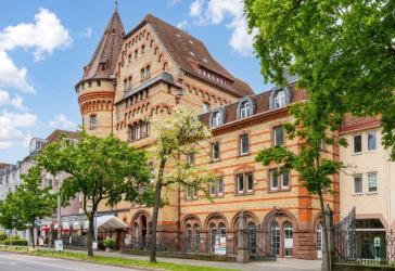 Ein Ort, an dem Licht, Raum und Design verschmelzen - außergewöhnliche Liebhaberwohnung in der Karlsruher Weltstadt.
