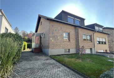 Sanierungsbedürftiges Einfamilienhaus in Stolberg-Büsbach