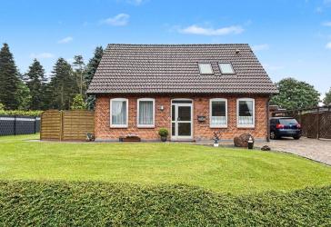 Traumgrundstück mit Charme - Einfamilienhaus und mögliche Baulandreserve in Rabel