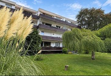 Provisionsfrei- 3-Zimmer-Wohnung mit Südwestbalkon und modernisiertem Badezimmer in Kerpen