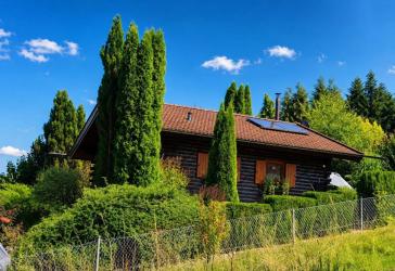 Idyllisches Zuhause mit viel Garten in ruhiger Lage