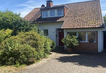 Freistehendes Einfamilienhaus in idyllischer Lage