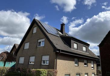Ein Zuhause, das mit Ihrer Familie wächst - Großzügiges Zweifamilienhaus mit Traumgrundstück in Selm