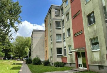 Familienfreundliche 4-Zimmer-Wohnung mit Balkon!